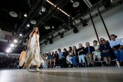 Look 5